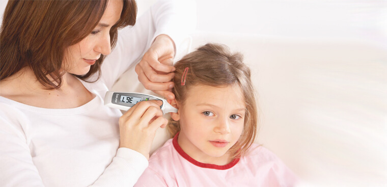CÁC CÁCH ĐO THÂN NHIỆT CHO BÉ Ở CÁC VỊ TRÍ KHÁC NHAU TRÊN CƠ THỂ