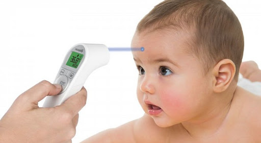 CÁC CÁCH ĐO THÂN NHIỆT CHO BÉ Ở CÁC VỊ TRÍ KHÁC NHAU TRÊN CƠ THỂ