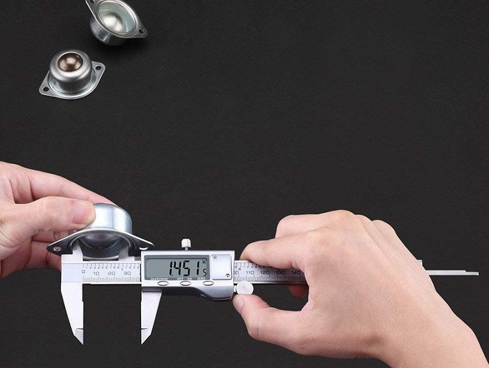 Khi đo kích thước lỗ – kích thước trong bằng thước kẹp cơ Mitutoyo 150mm