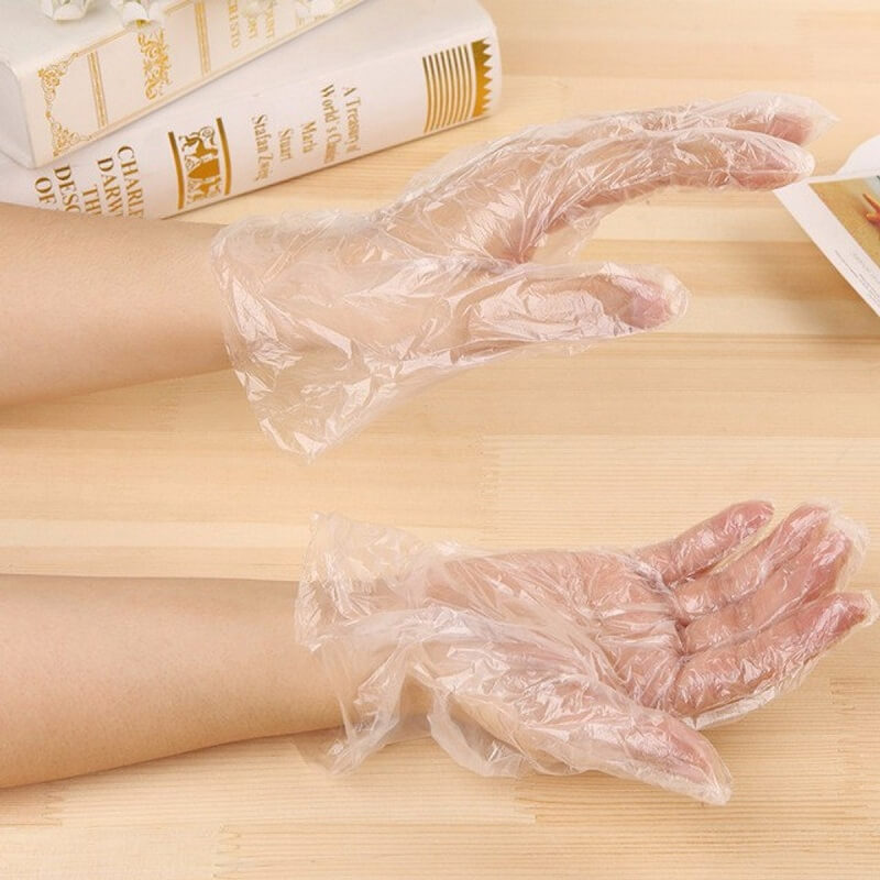 Tác hại của việc sử dụng bao tay nhựa sai cách
