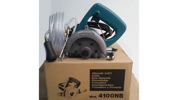 Máy cắt đá Makita 4100NB