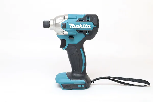 Máy bắn vít dùng pin – DTD156 – Makita