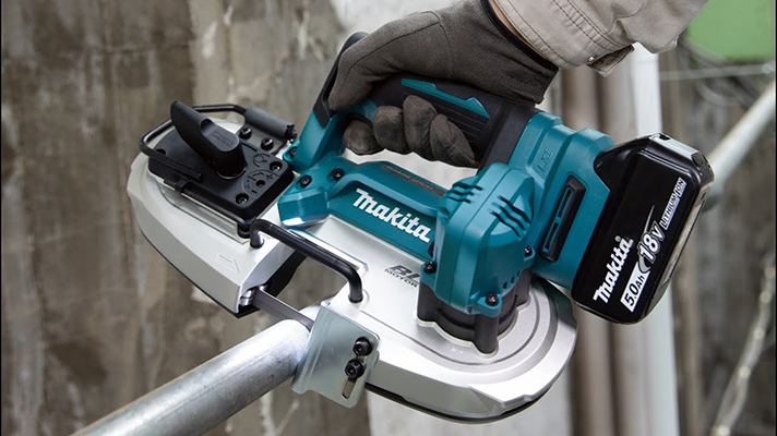 Khả năng cắt của máy cưa vòng Makita DPB183-G