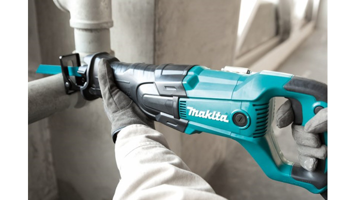Máy cưa kiếm Makita JR3061T